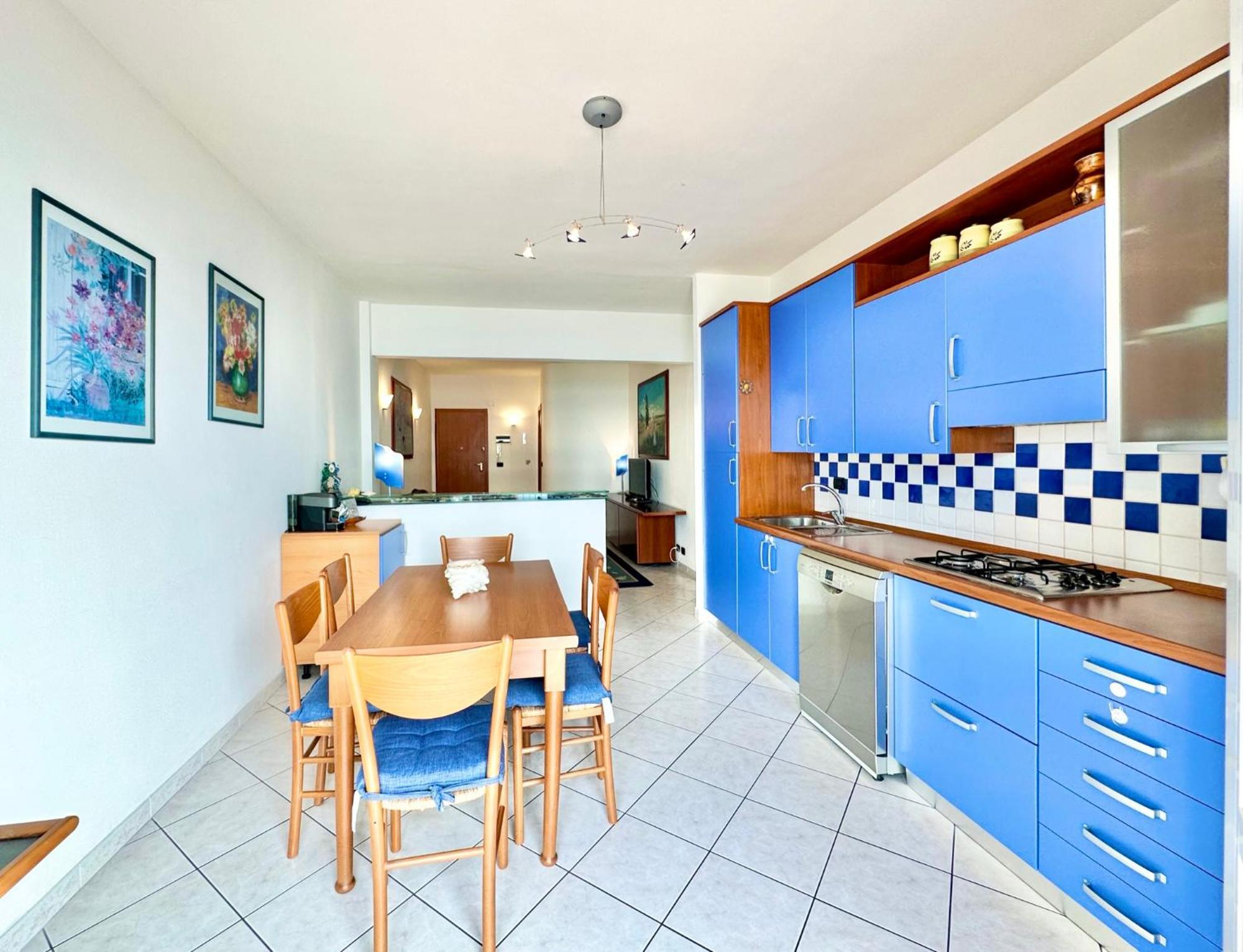 Hostdomus - Pietra Blu Apartment Pietra Ligure Ngoại thất bức ảnh